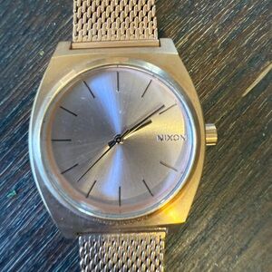Nixon Metallic Rose Timepiece